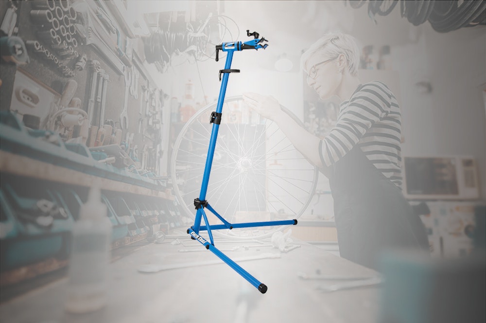 diy-christmas-gift-guide-2019-workstand-jpg
