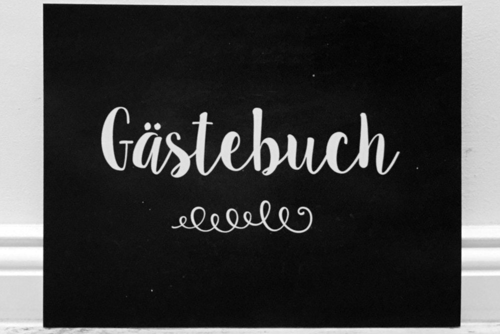 Gastebuch Zur Hochzeit Mit Fragen Rose Watercolor Amazon De