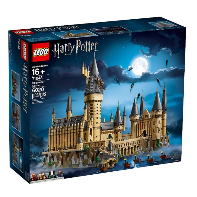 LEGO 71043 Hogwarts Castle LEGO 71043 Hogwarts Castle