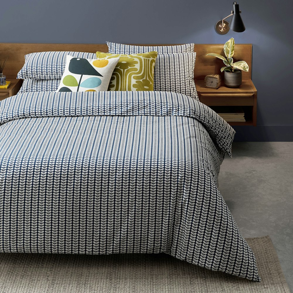 Orla Kiely Tiny Stem Whale Bed Linen