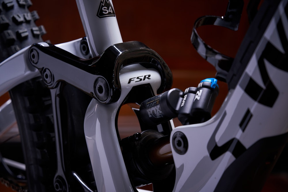 enduro_0557_final-squashed-jpg
