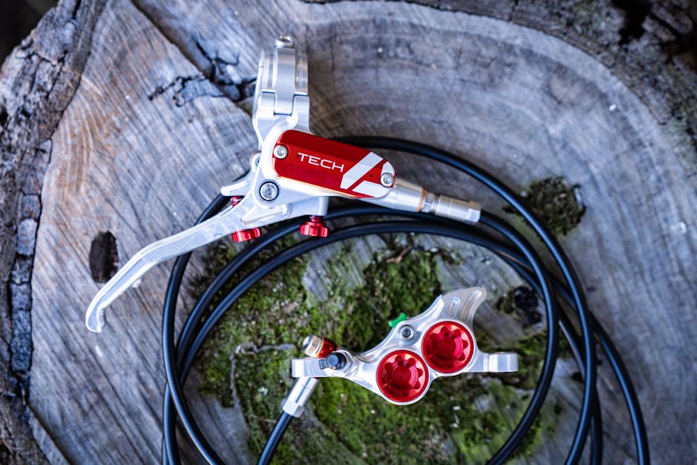 Experience Unmatched Braking Performance with Hope Tech 4 Brakes