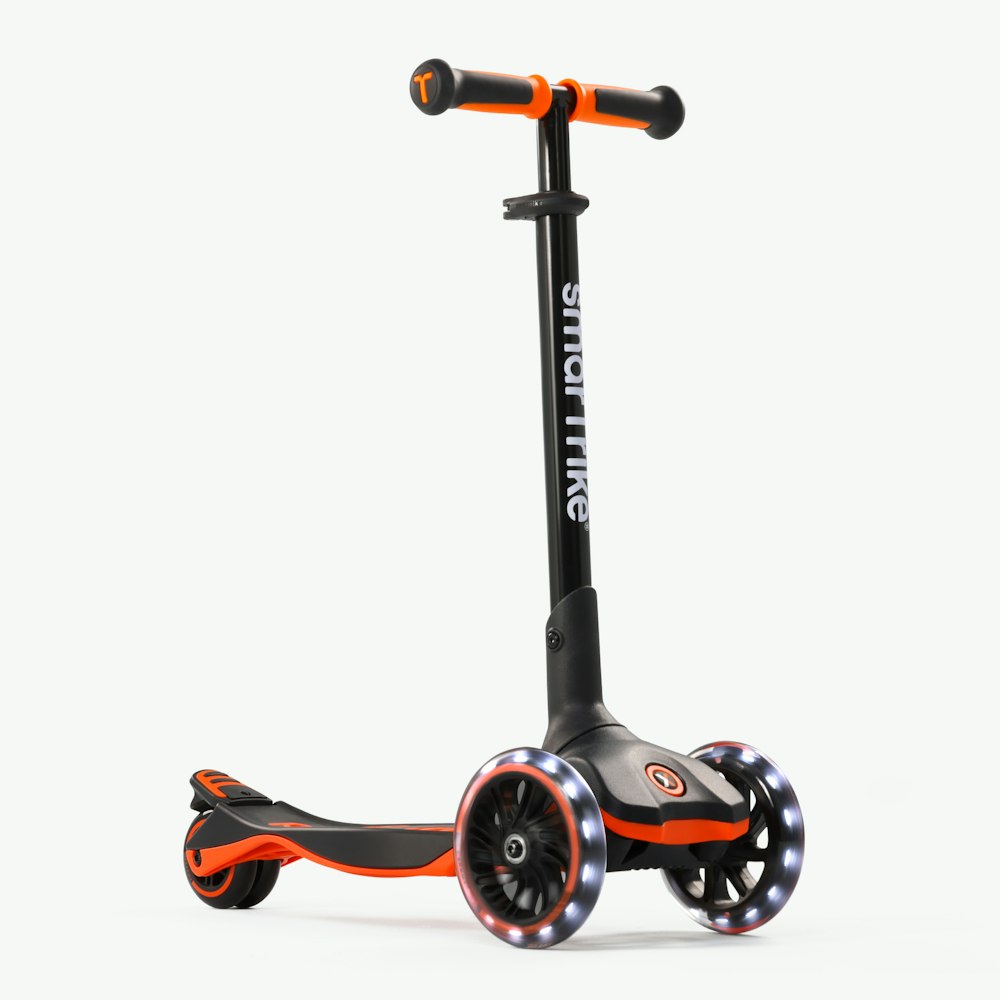 Smartrike Xtend Xtend Scooter - Orange