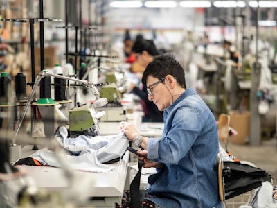 santini-factory-jpg