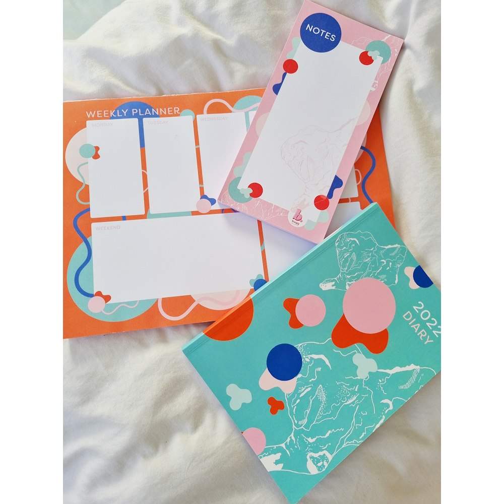 Bugg Creative Abstract Illustrated Weekly Planner - Orange & Pink - A4