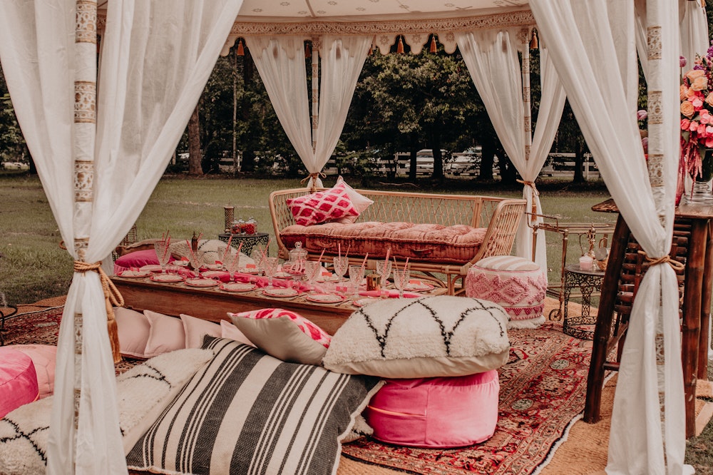 A Pink Arabian Nights Picnic Party Lenzo