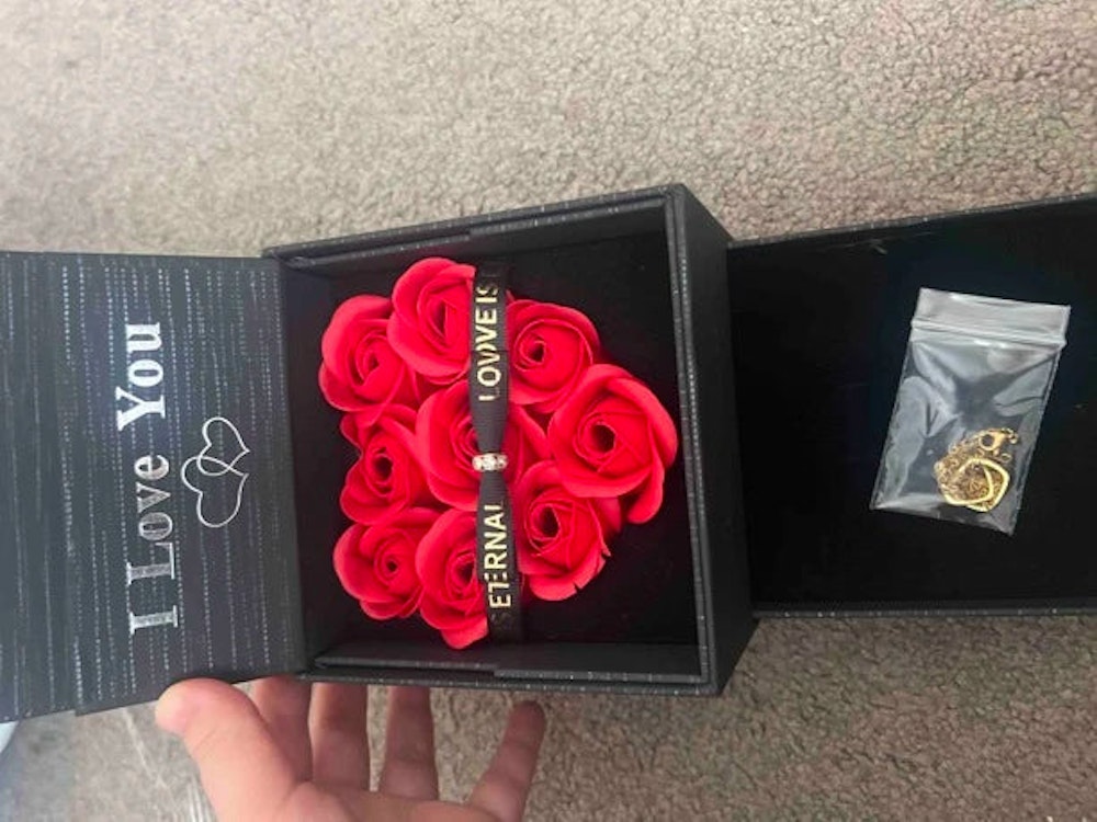 NNESN Artificial Flower Detail Jewelry Box - Elegant Black Polyester Design image number null