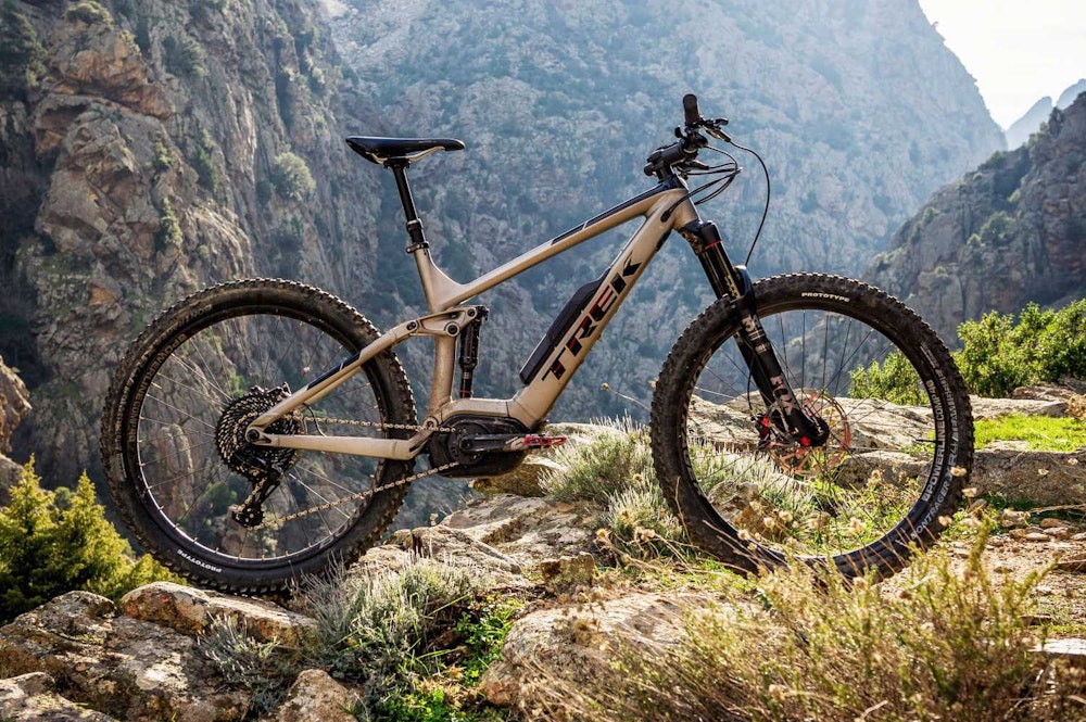 trek_powerfly_2018-jpg