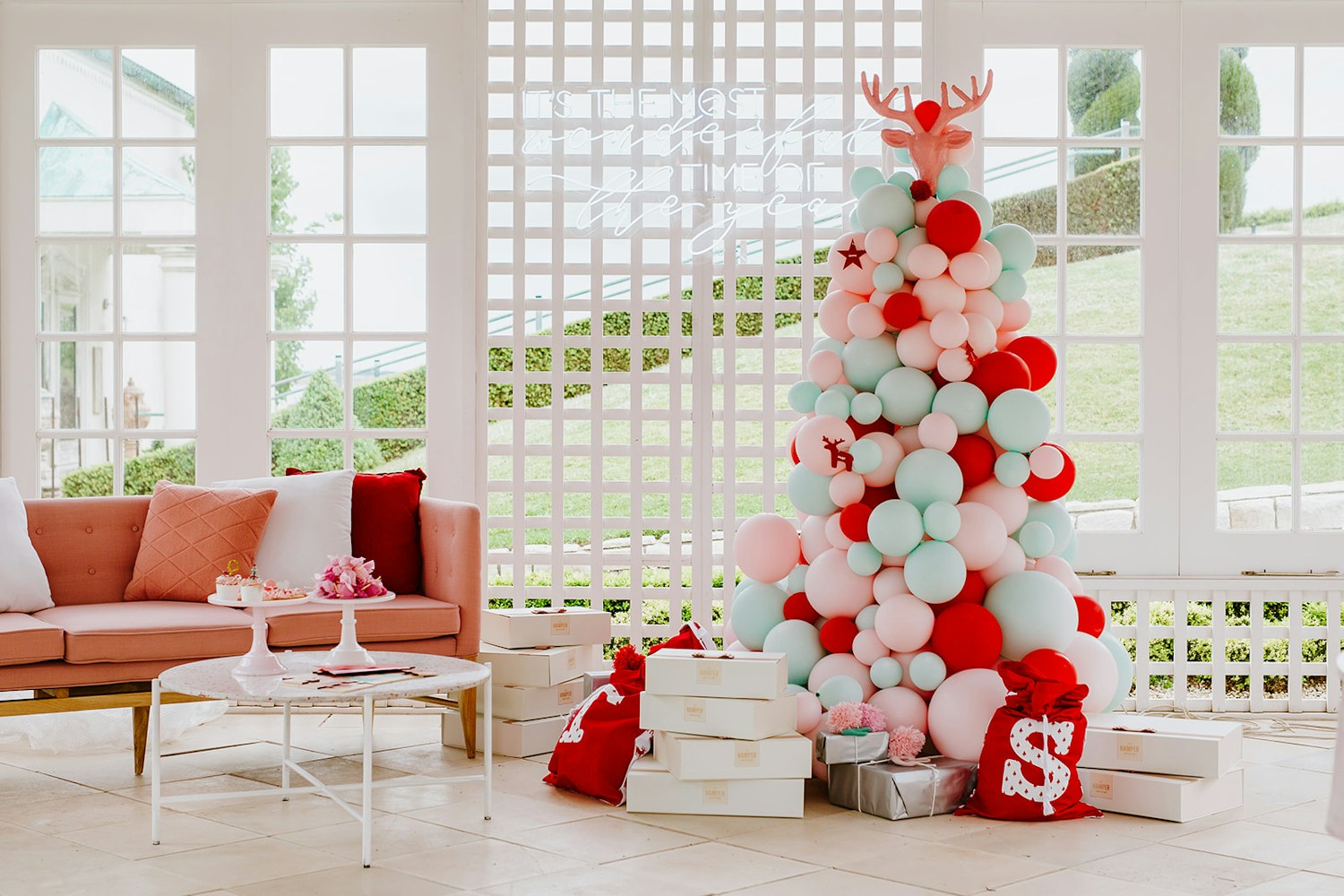 A Nice Christmas Editorial Lenzo A Nice Christmas Editorial