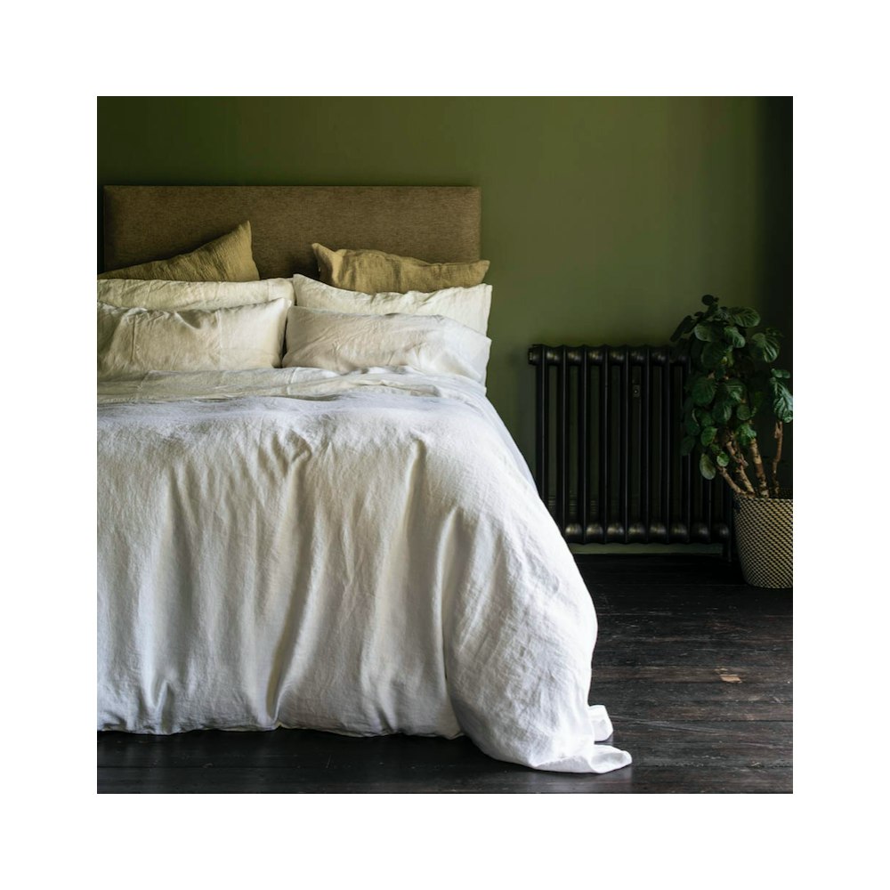 Piglet in Bed White 100% Linen Duvet Cover