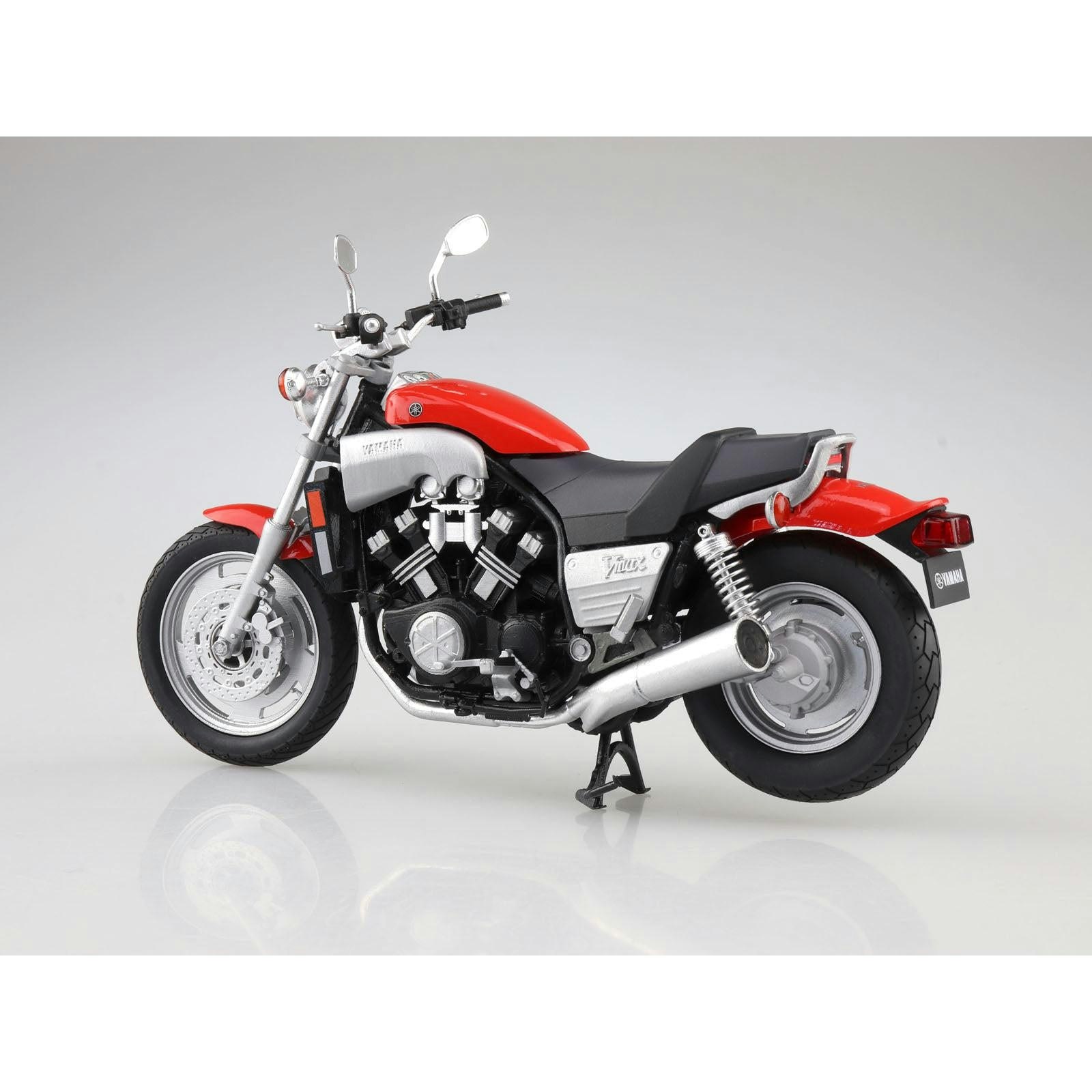 1/12 Diecast Yamaha VMAX (Fire Red)