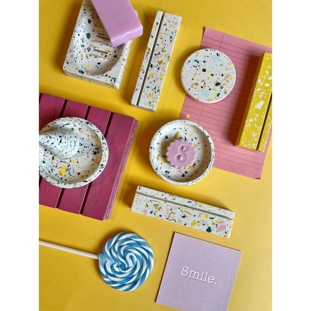 Smudge Creations Spring Terrazzo Photo/print Stand