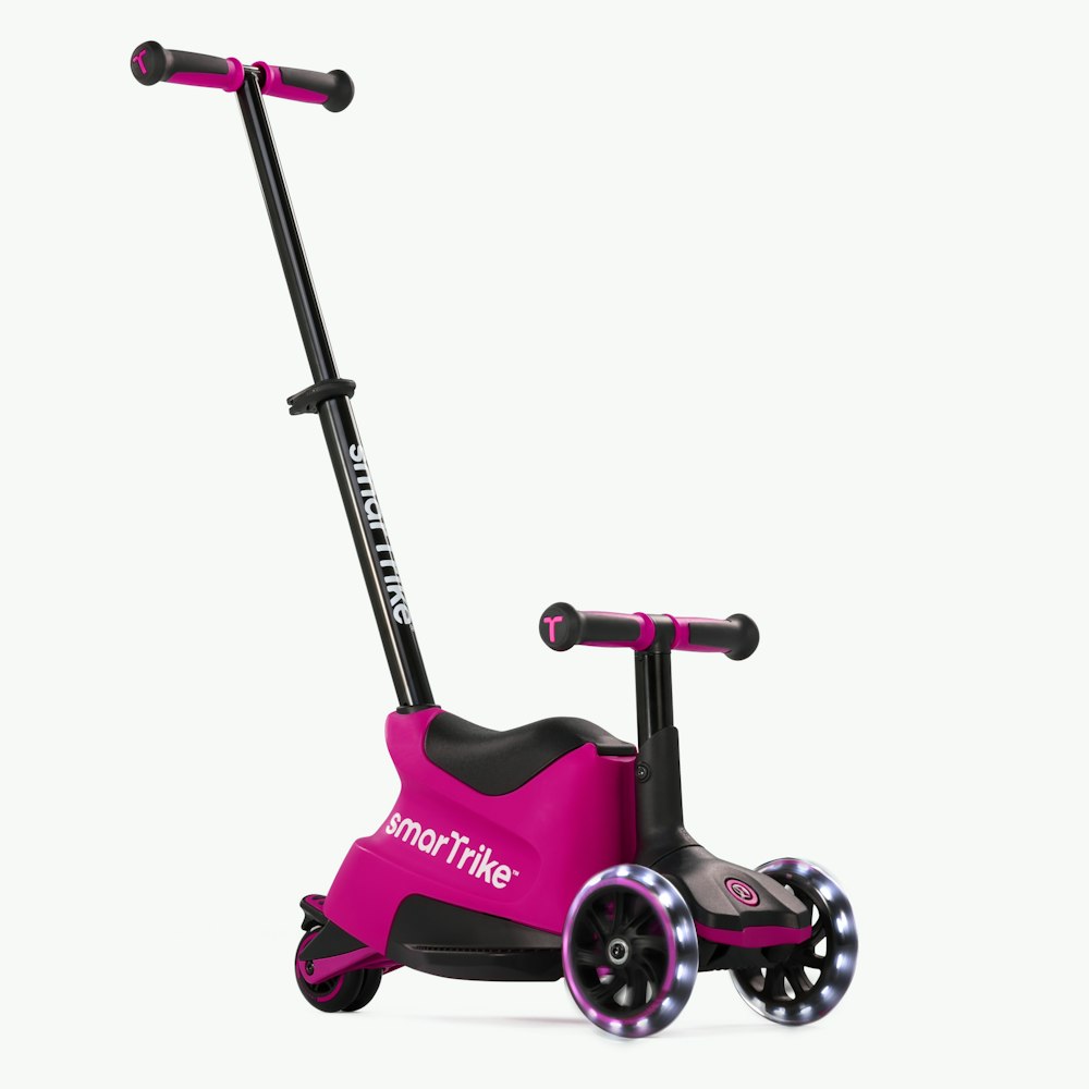 Smartrike Xtend Xtend Scooter Ride On - Pink