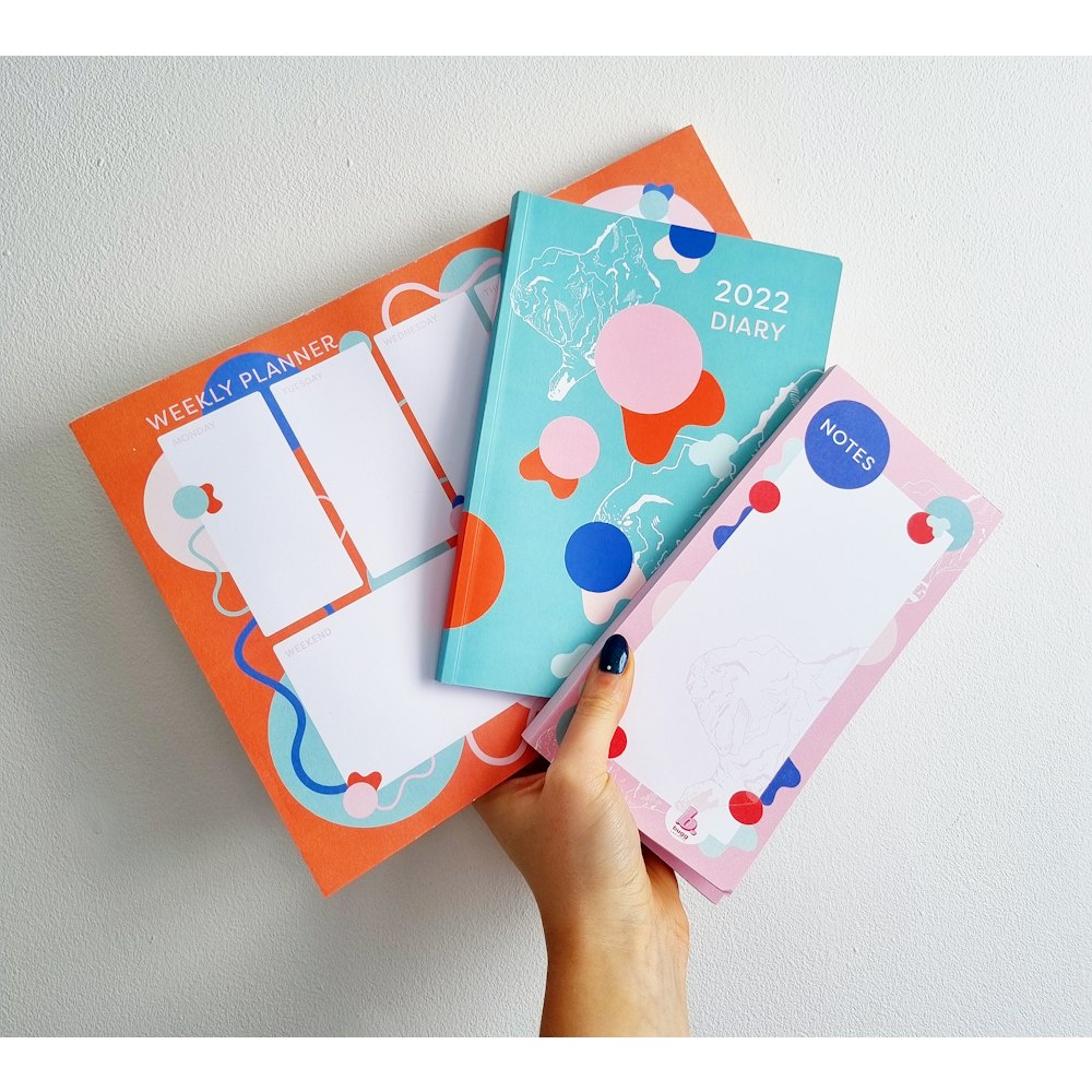 Bugg Creative Abstract Illustrated Weekly Planner - Orange & Pink - A4