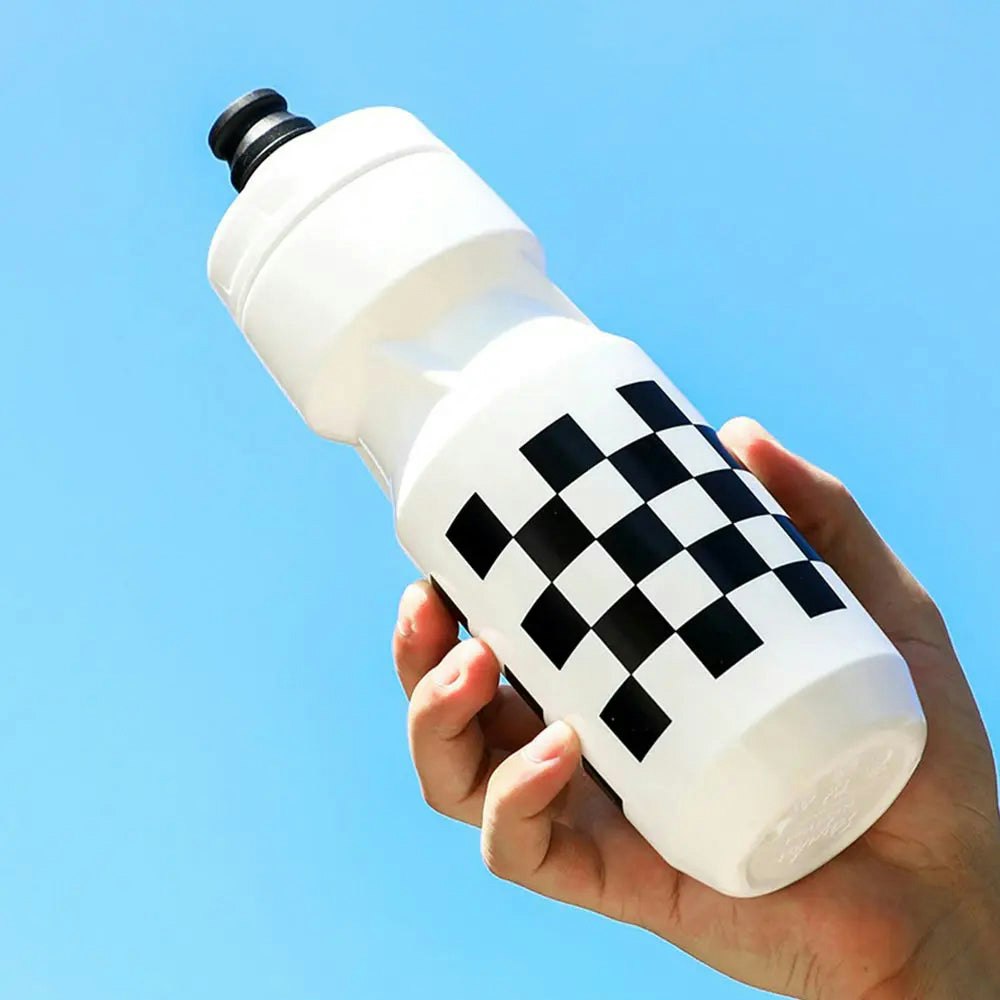 AKEZ Cycling 710ML Water Bottle Portable Ergonomic Non-slip PP Mountain Bike Water Drink Bottle for Outdoor - Black&White