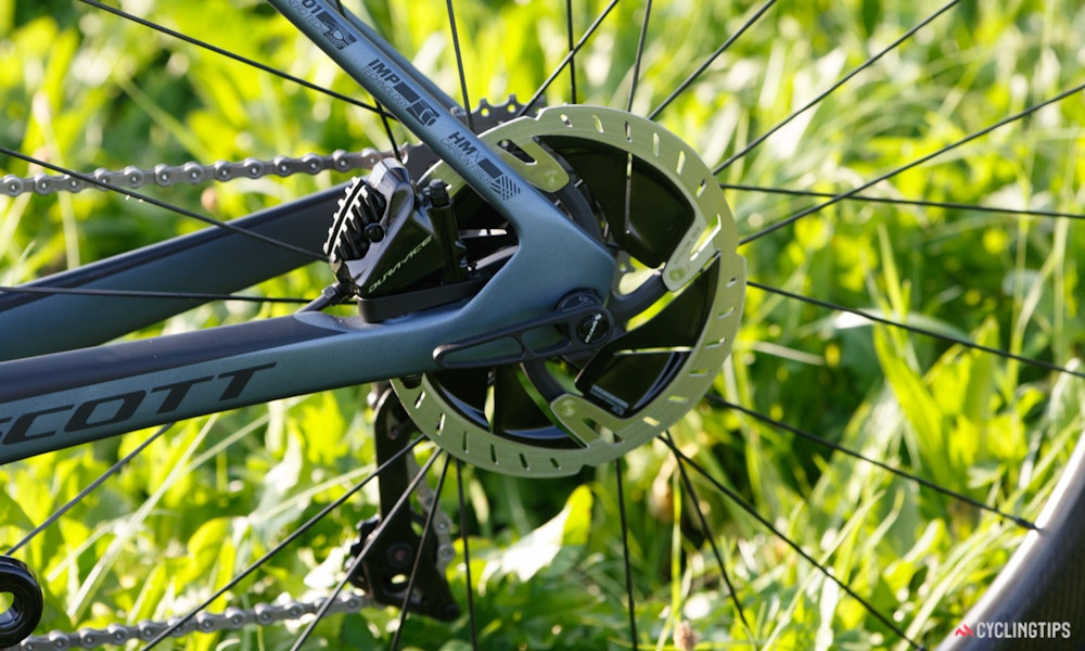 scott-foil-disc-aero-road-2018-2-jpg