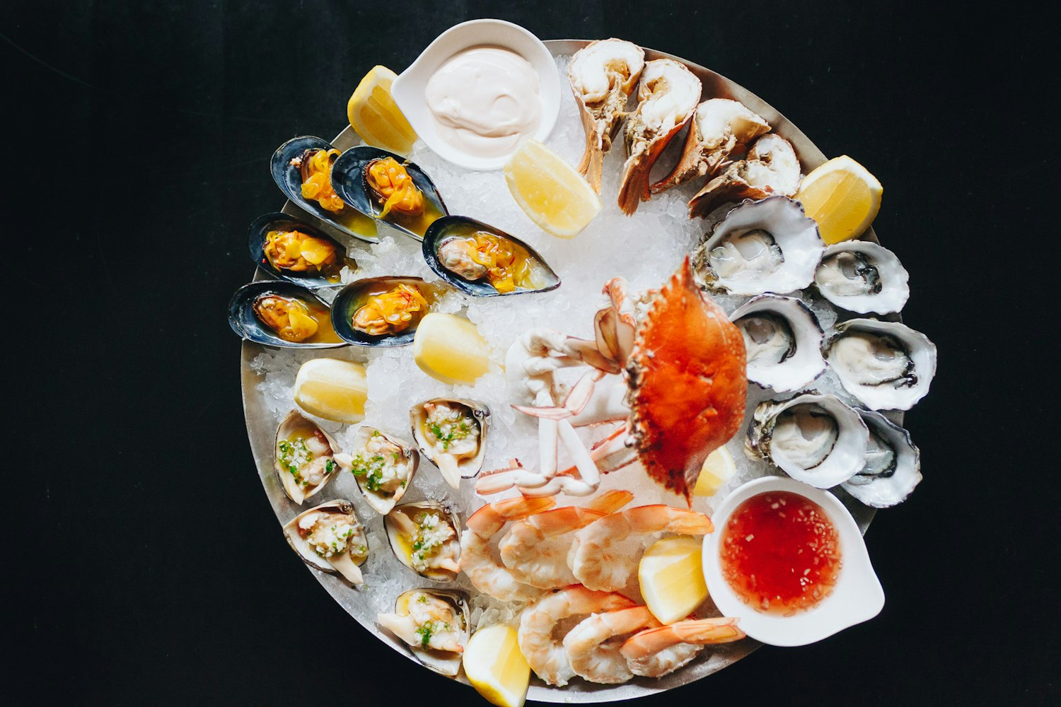 16 attractive window seat designs for pleasant relaxation in your home Atlantic Cold Seafood Platter (for 2) | Large Dishes | Southbank