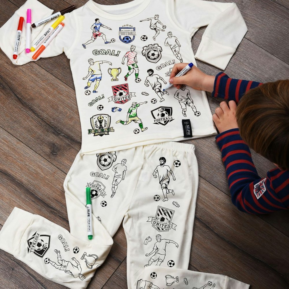 Selfie Craft Co Football Heroes Colour In Pyjamas With Pens