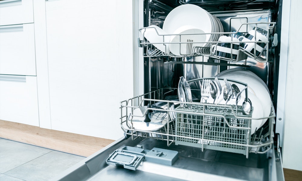 myer-market-dishwasher-buying-guide-open-door-plates-clean-jpg