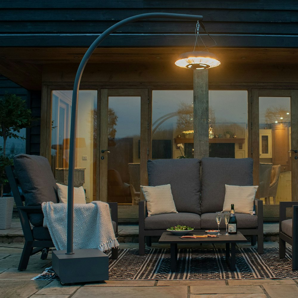 Maze Maze 2000w Helio Overhang Electric Patio Heater
