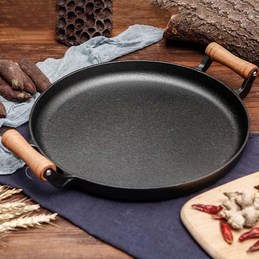 SOGA 35cm Cast Iron Frying Pan Skillet Steak Sizzle Fry Platter With Wooden Handle No Lid SOGA 35cm Cast Iron Frying Pan Skillet Steak Sizzle Fry Platter With Wooden Handle No Lid
