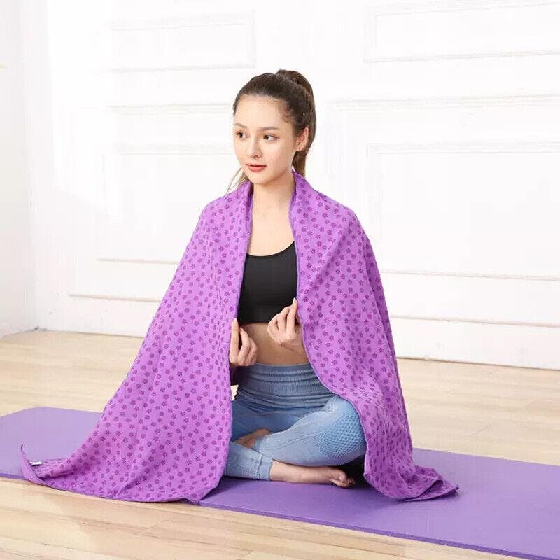 Non Slip Yoga Towel Mat Microfiber Fitness Gym Exercise Blanket with Carry Bag