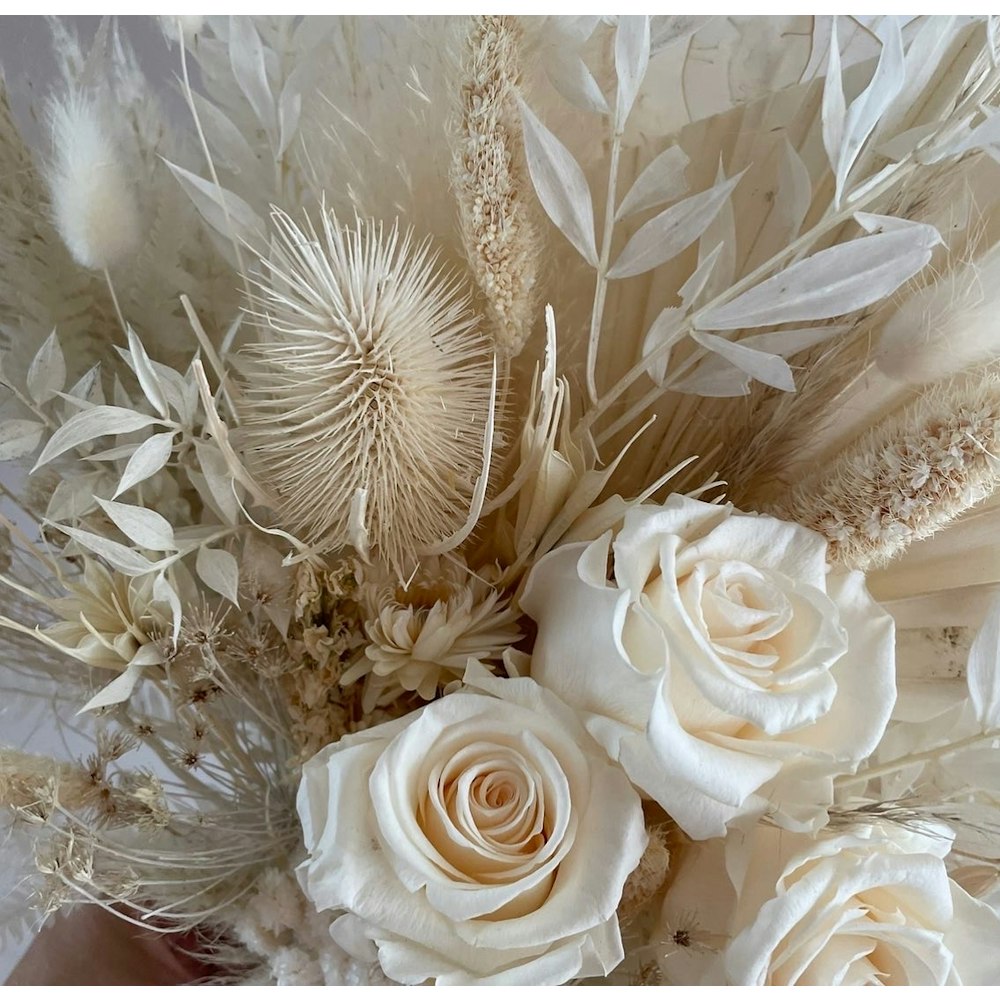 Sirrah Flowers Luxury Dried Flower Wedding Bouquet, Ivory White Dried Flowers, Preserved White Roses, Dried Flower Bouquet