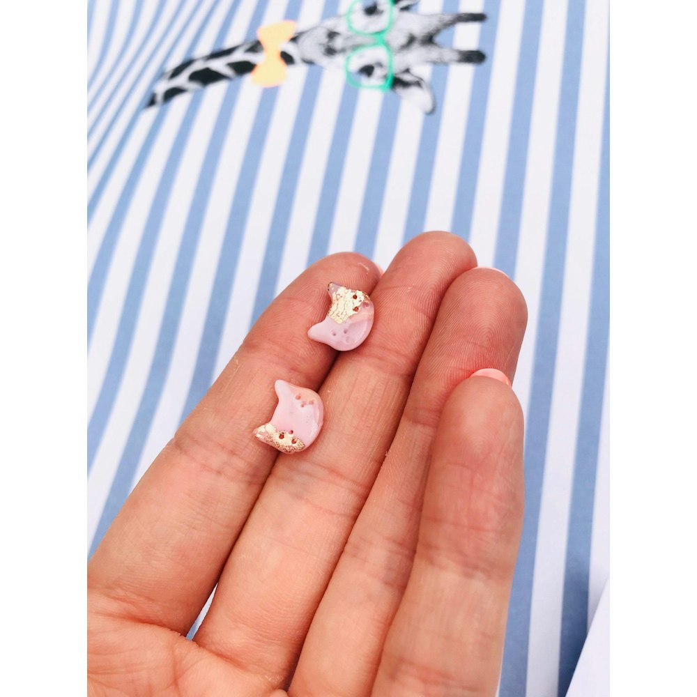 Sapphire Frills Mini Rose Gold Translucent Kitty Cat Heads Stud Earrings