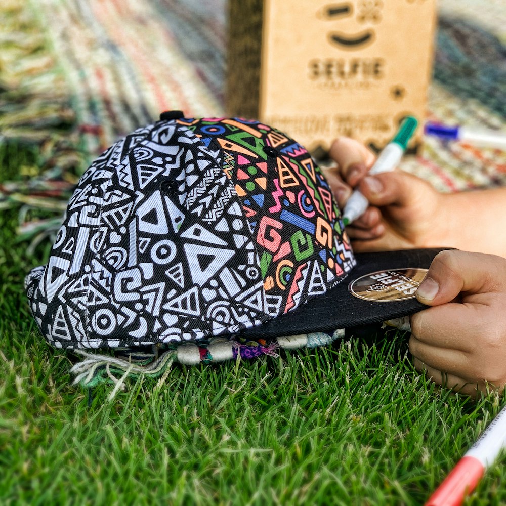 Selfie Craft Co Tirbal Colour In Cap With Fabric Pens