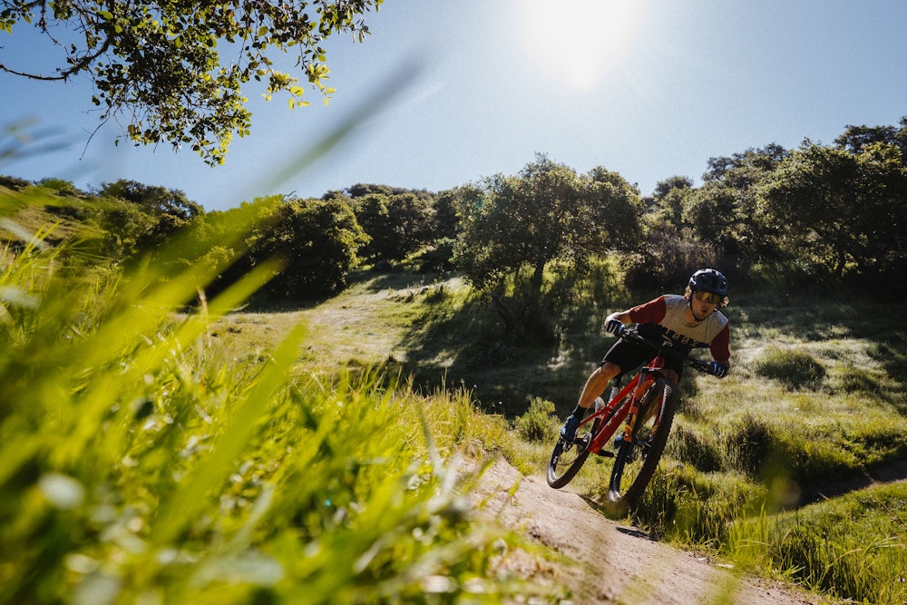 trek-top-fuel-2020-action-jpg