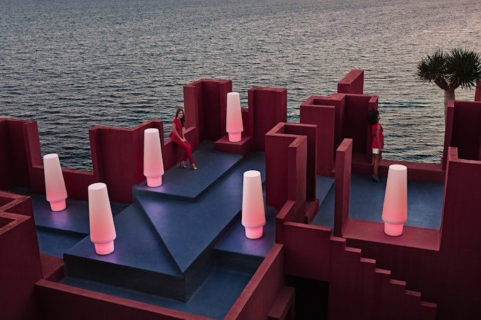 vondom-lamparas-diseno-lucesexterior-iluminacionparajardin-ulm-ramon-esteve-vondom-jpg