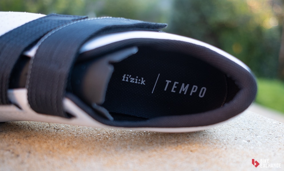 fizik-tempo-powerstrap-r5-road-shoe-first-impression-4-jpg