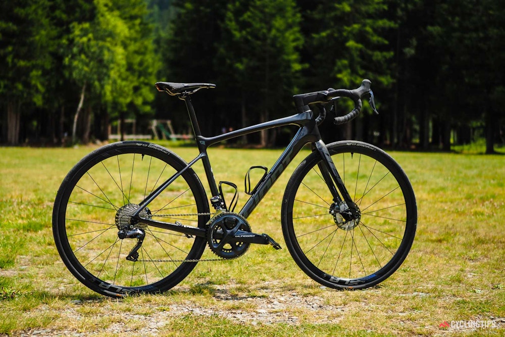 giant-defy-advanced-0-2019-1-jpg