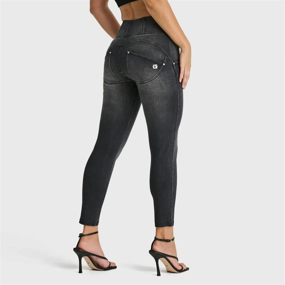 Freddy Wrup Snug Jeans - High Waisted - 7/8 Length - Black + Black Stitching