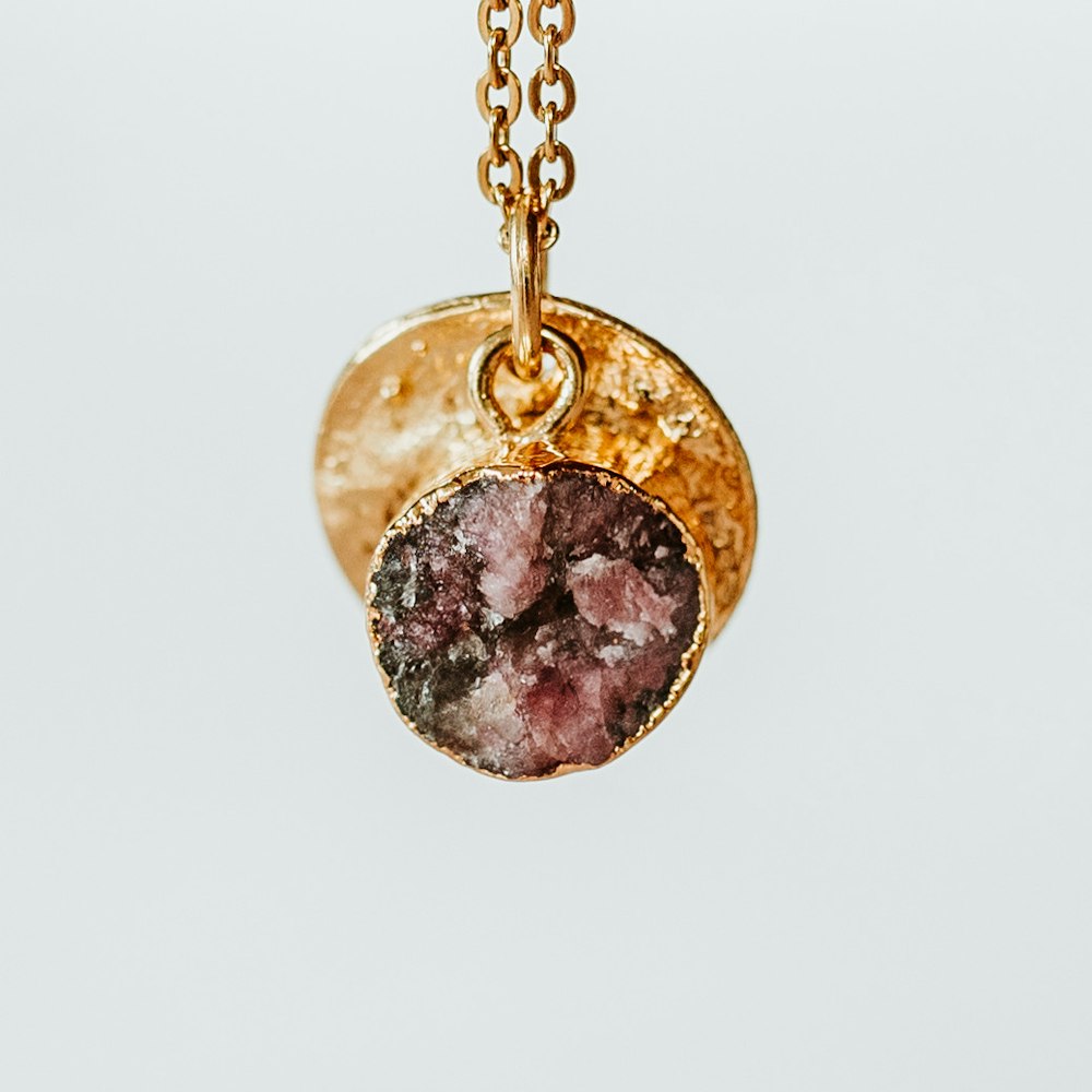 Raw Gemstone Jewellery Rhodonite Necklace In Gold Plate