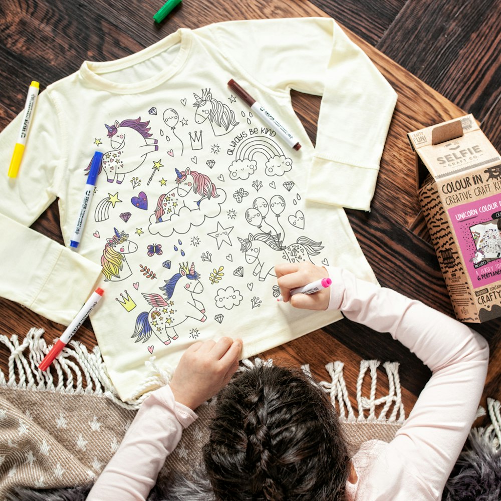 Selfie Craft Co Unicorn Colour In Top With Fabric Pens