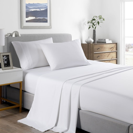 Royal Comfort and Casa Decor Quilt Sheet and Pillow Set King - One Size - White Royal Comfort and Casa Decor Quilt Sheet and Pillow Set King - One Size - White