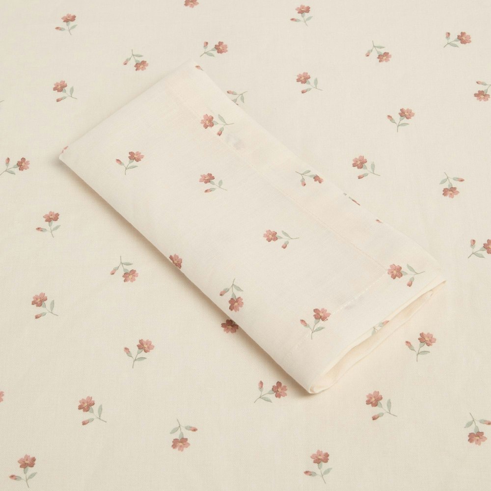 Piglet in Bed Pearl Posy Bud Linen Blend Napkin Set Of 4