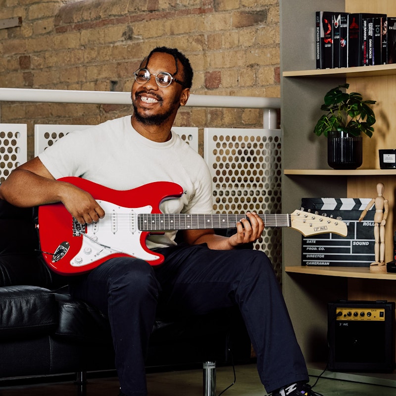 3rd Avenue Electric Guitar Pack - Red image number null