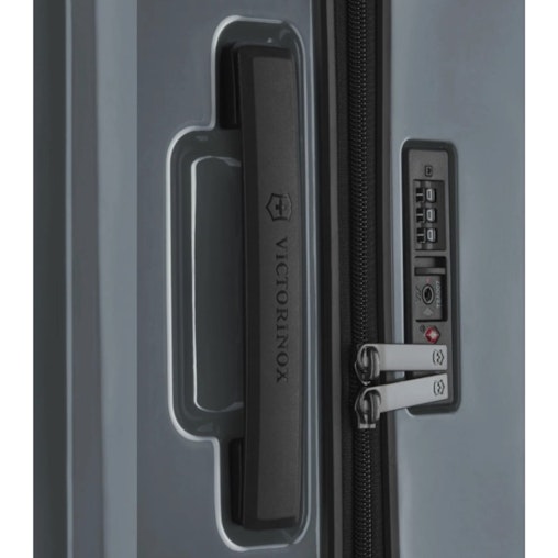 Victorinox Airox Medium 69cm Hardside Luggage Black Victorinox Airox Medium 69cm Hardside Luggage Black