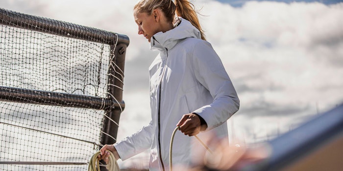 womens-sail-racing-waterproof-jacket-image-1500x750-jpg