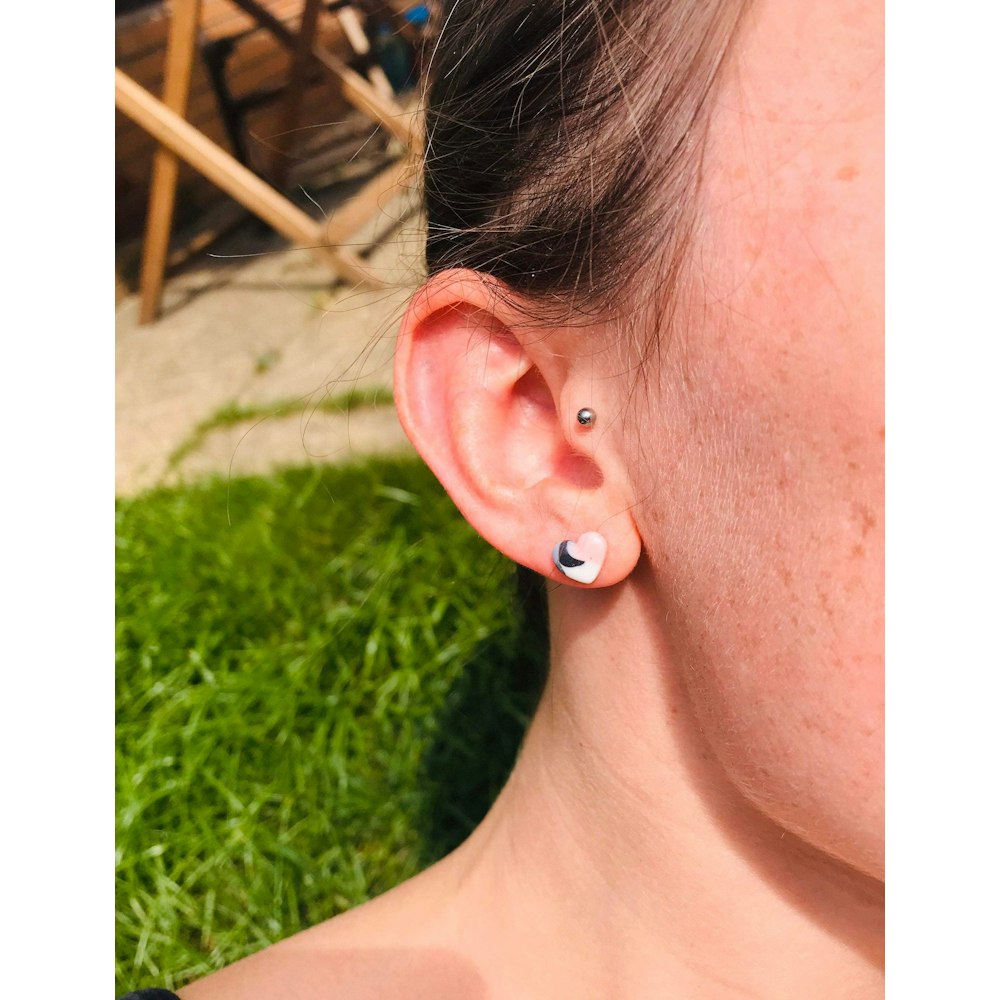 Sapphire Frills Mini Navy And Silver Heart Stud Earrings